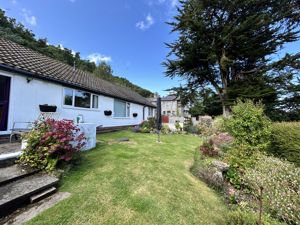 Photo 21- click for photo gallery